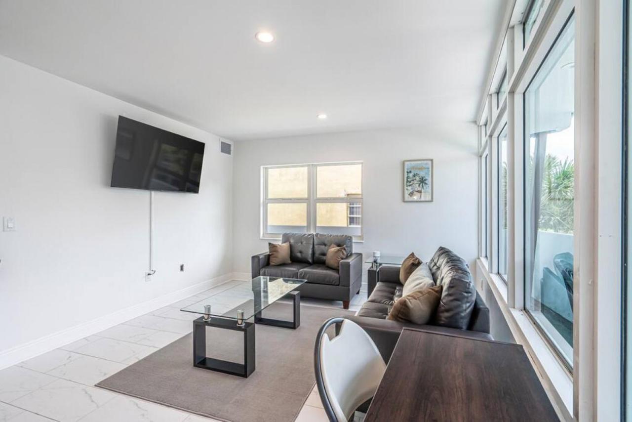 The Purple Pelican Beachfront With Ocean Balcony Unit 1 Fort Lauderdale Buitenkant foto